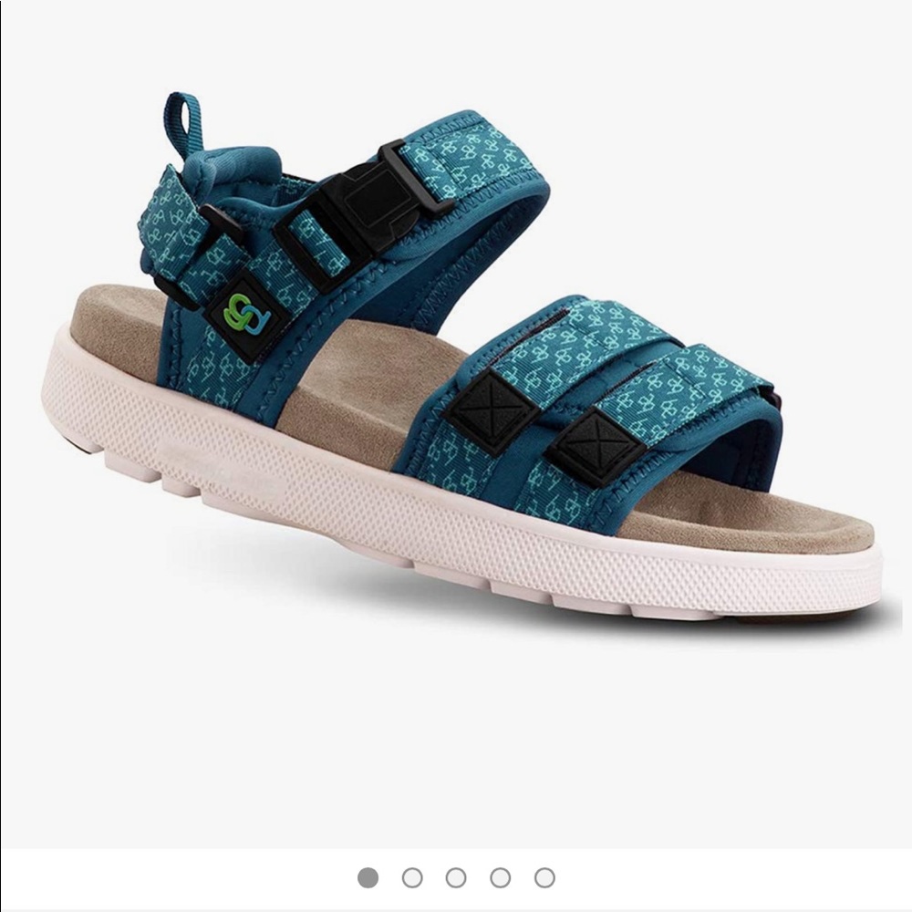 Gravity Defyer Sandals Blue NWT